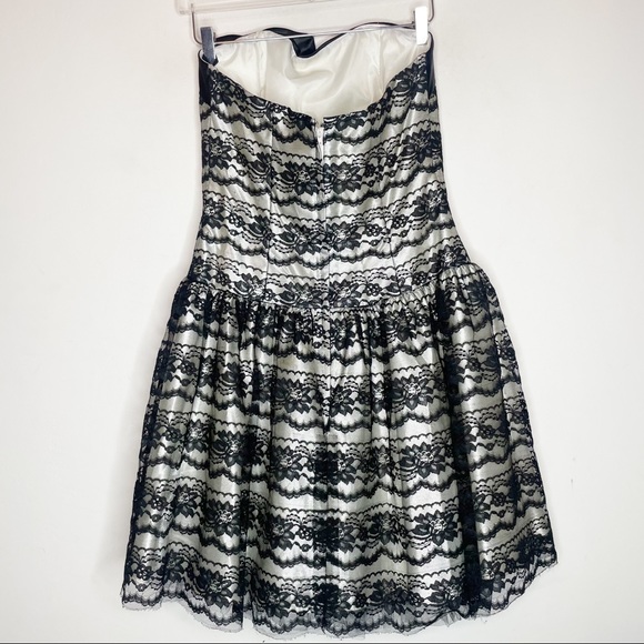 Jessica McClintock Black Lace  Prom Dress - Picture 2 of 4